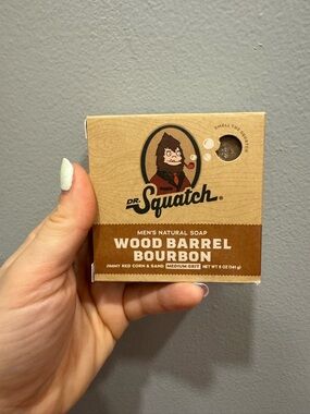 NWT Dr. Squatch Wood Barrel Bourbon Men’s Natural Soap